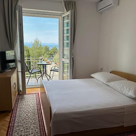 Spacious Family Apartment Near The Beach Makarska Ngoại thất bức ảnh