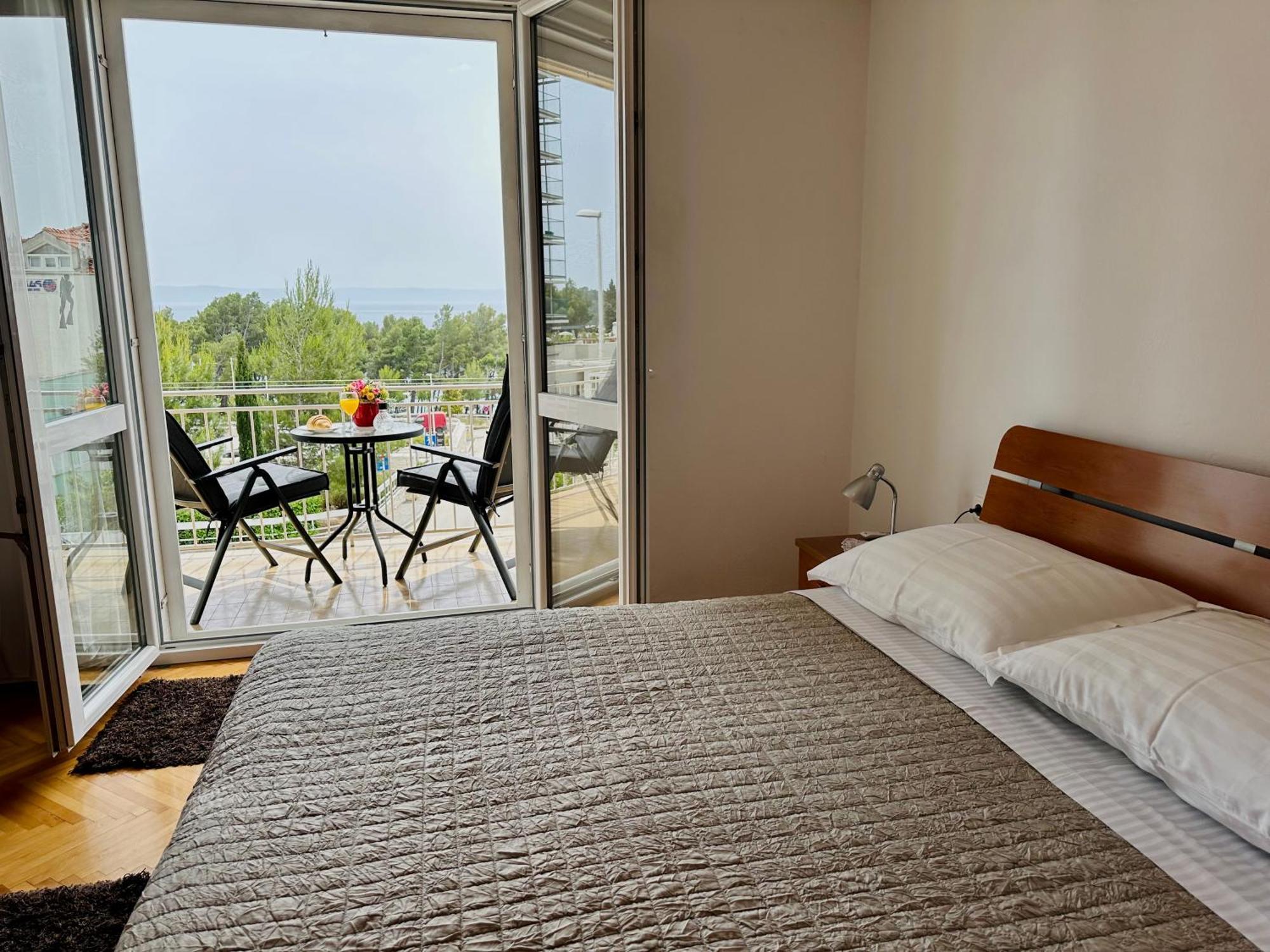 Spacious Family Apartment Near The Beach Makarska Ngoại thất bức ảnh