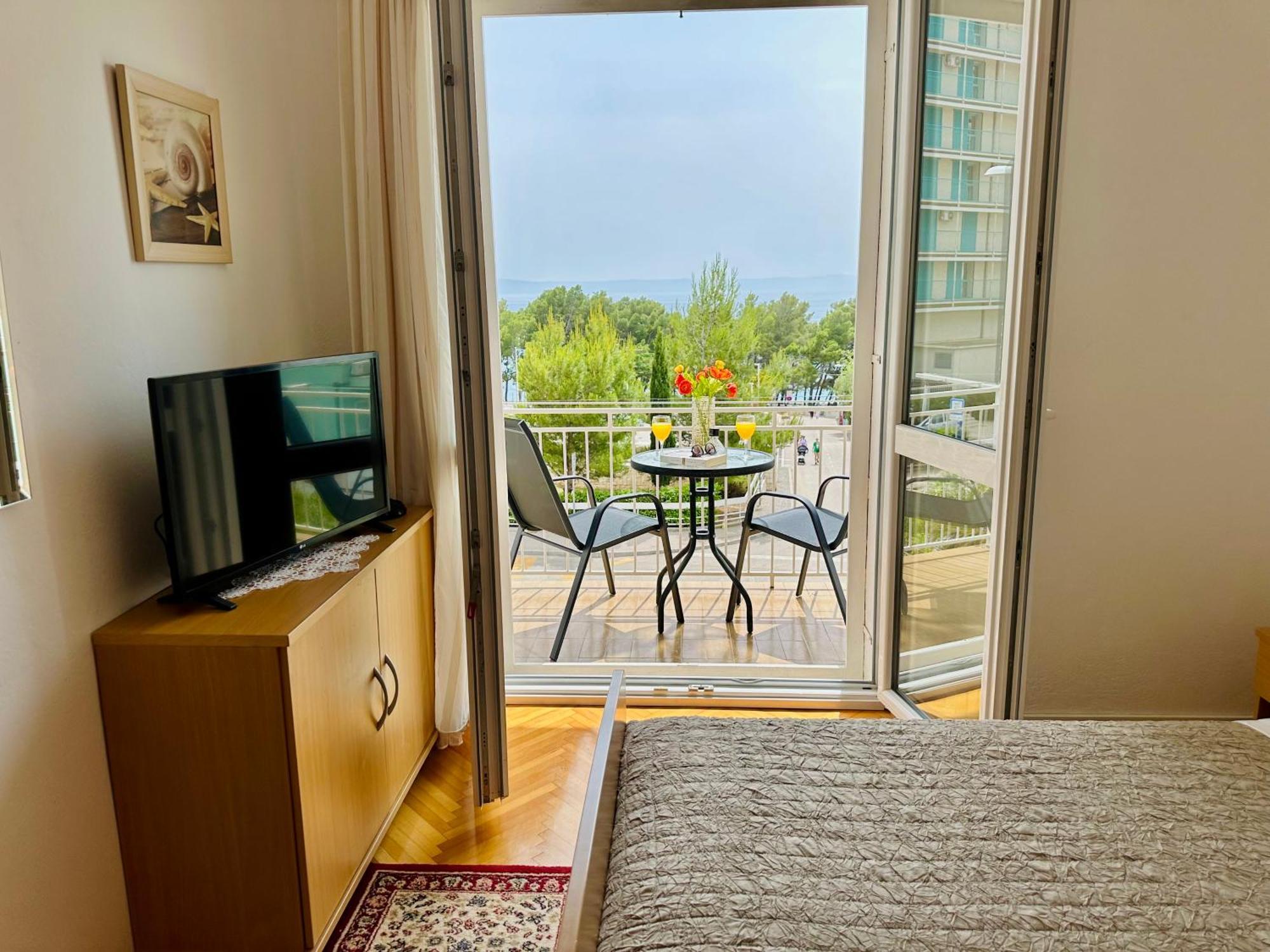Spacious Family Apartment Near The Beach Makarska Ngoại thất bức ảnh